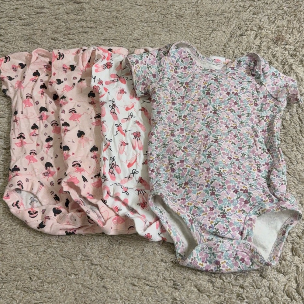 Bundles Baby Place Pink Baby Ballet Print Onesies, set of 4 - 9-12 months